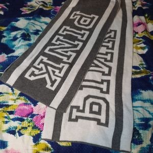 VS PINK Grey and white scarf